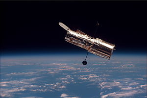 English: The Hubble Space Telescope (HST) begi...